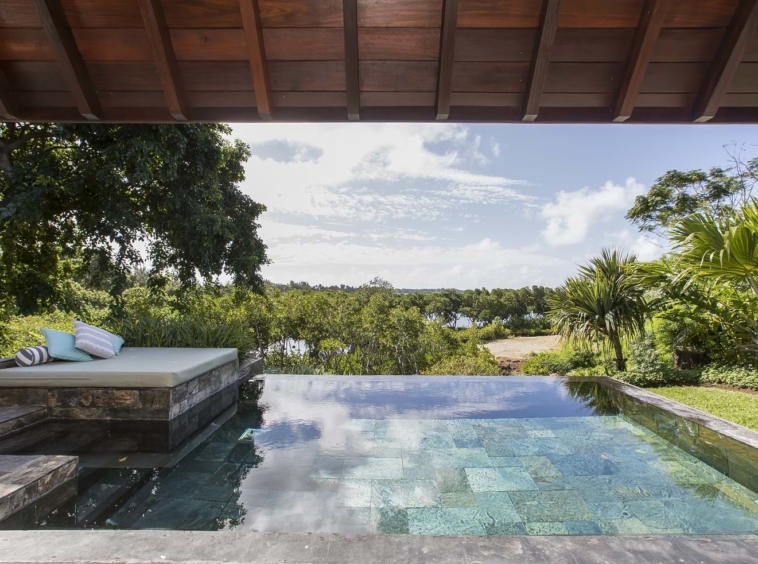 Superbe villa Four Seasons d'un style architectural contemporain