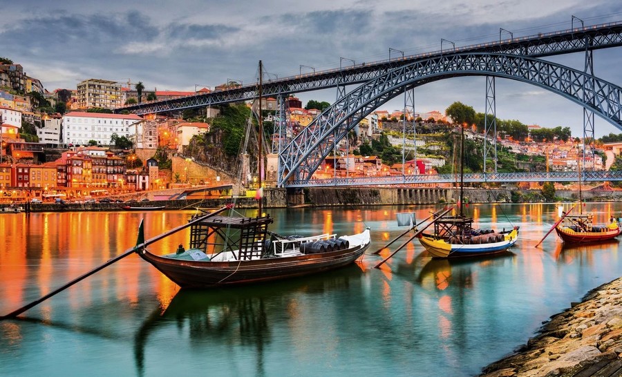 ribeira-do-porto-portugal