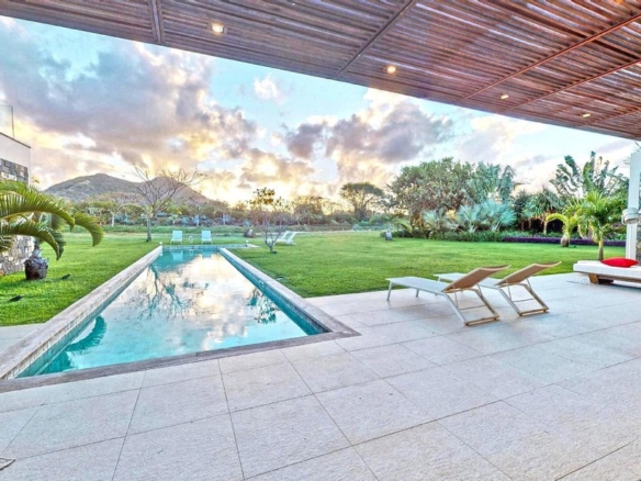 Villa au coeur du prestigieux domaine golfique de l'est de l'île Maurice - 5 chambres||||A VENDRE PROPRIÉTÉ DE LUXE À L’ÎLE MAURICE||||A VENDRE PROPRIÉTÉ DE LUXE À L’ÎLE MAURICE|A VENDRE PROPRIÉTÉ DE LUXE À L’ÎLE MAURICE||||A VENDRE PROPRIÉTÉ DE LUXE À L’ÎLE MAURICE|||A VENDRE PROPRIÉTÉ DE LUXE À L’ÎLE MAURICE|||A VENDRE PROPRIÉTÉ DE LUXE À L’ÎLE MAURICE|A VENDRE PROPRIÉTÉ DE LUXE À L’ÎLE MAURICE|A VENDRE PROPRIÉTÉ DE LUXE À L’ÎLE MAURICE||A VENDRE PROPRIÉTÉ DE LUXE À L’ÎLE MAURICE||A VENDRE PROPRIÉTÉ DE LUXE À L’ÎLE MAURICE||