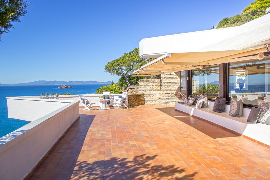 Villa de prestige avec descente privée sur la plage - Toscane - Italie