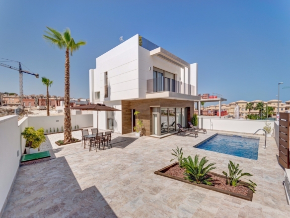 Espagne – La villa est construite sur un terrain de 289m2