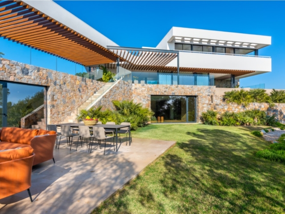 Villa exclusive située dans l'un des meilleurs quartiers de la Costa Blanca