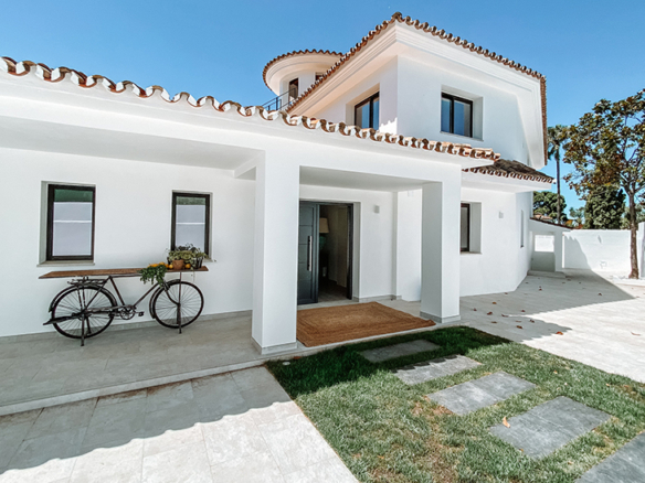 VILLA DE STYLE CONTEMPORAIN À GUADALMINA ALTA|VILLA DE STYLE CONTEMPORAIN À GUADALMINA ALTA|||||||||||VILLA DE STYLE CONTEMPORAIN À GUADALMINA ALTA