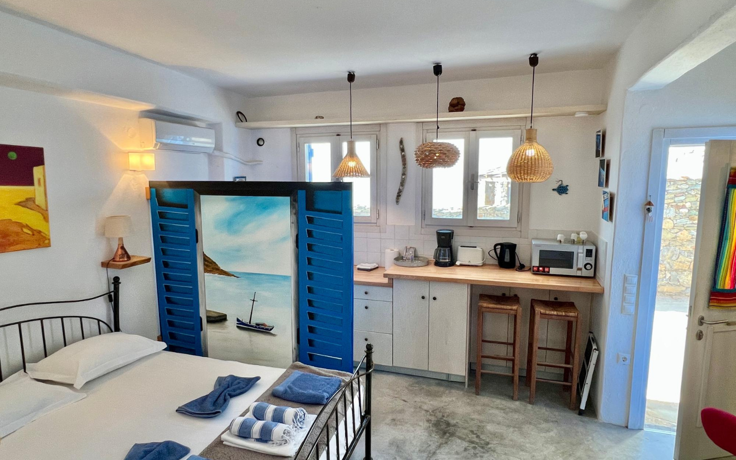 Maison de Charme Restaurée Face à la Mer – Mochlos (3)