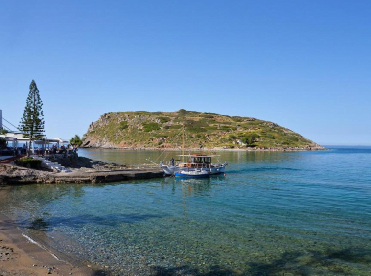 Villa à vendre, face à la mer Méditerranée, Grèce