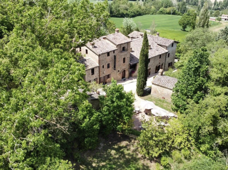 Hameau du XVIe siècle au Cœur de l'Ombrie et de la Toscane