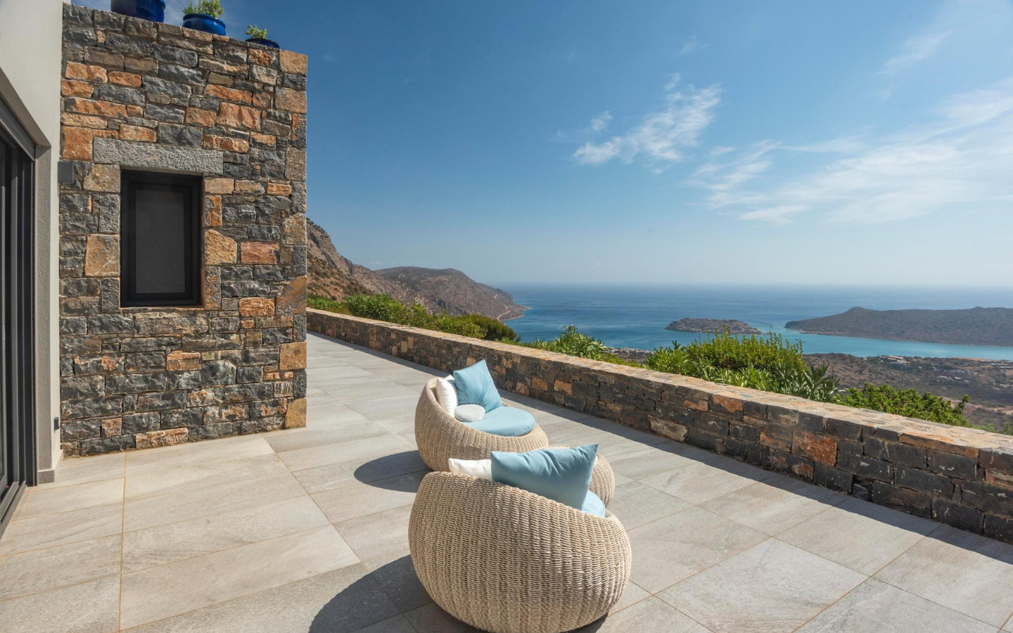 villa vue Spinalonga Crète Grèce (19) Villa situé sur une colline face à l’île historique de Spinalonga Grèce
