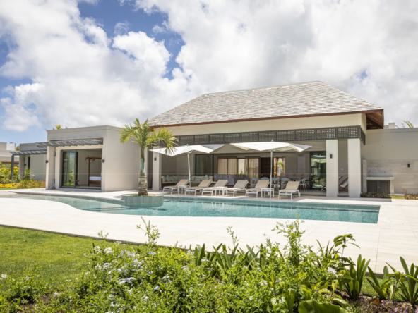 Villa contemporaine de 400m2 sur un terrain de 2003m2, Beau Champ | Île Maurice