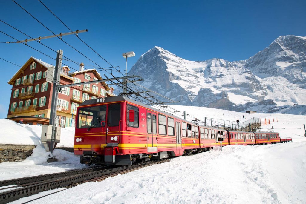 Le Jungfraujoch est un pays des merveilles alpines
