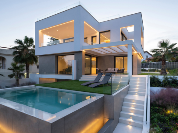 villa au design minimaliste plage Villacana à Estepona | Espagne