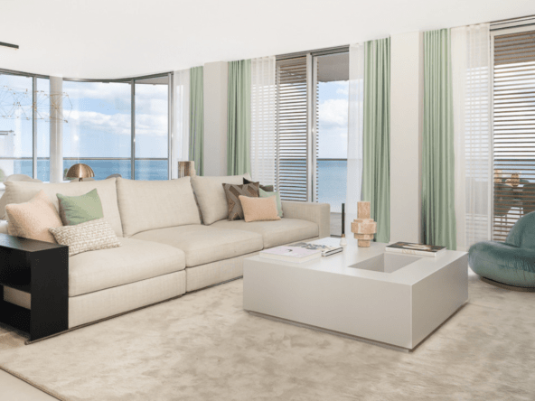 Penthouse en duplex de 4 chambres avec vue panoramique sur la mer Marbella