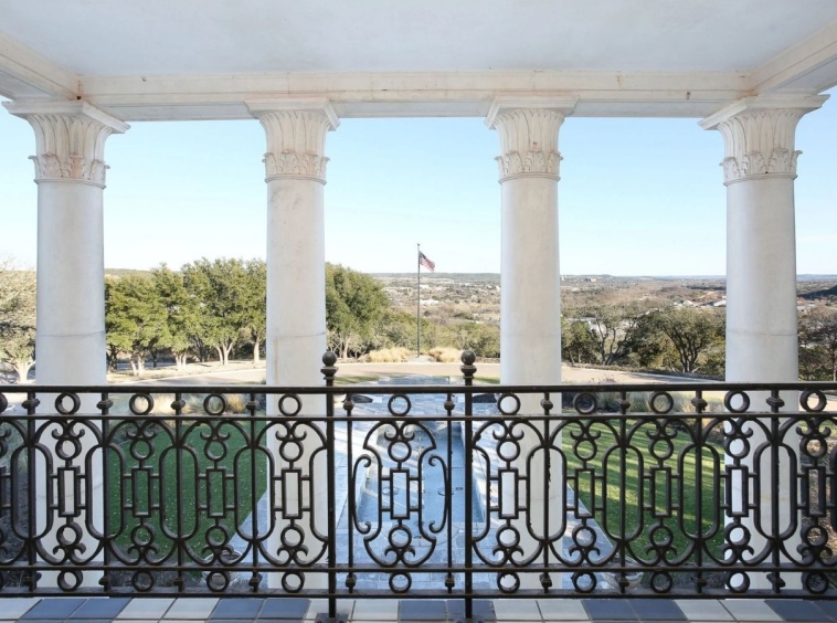 Manoir Renaissance Revival Texas Hill Country États-Unis