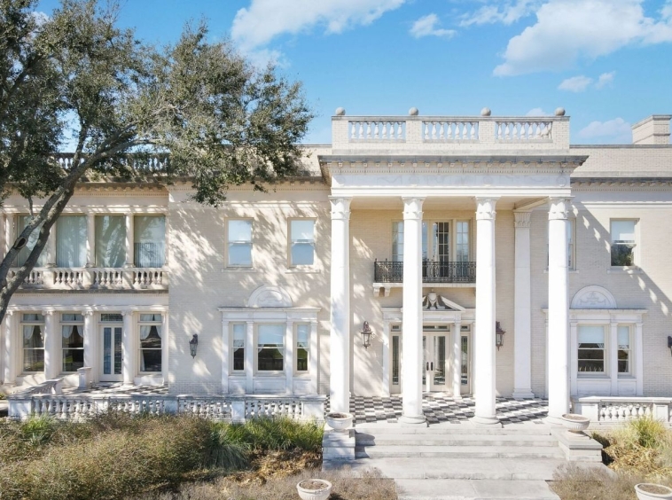 Manoir Renaissance Revival Texas Hill Country États-Unis