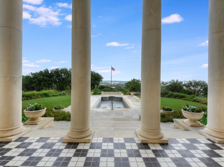 Manoir Renaissance Revival Texas Hill Country États-Unis