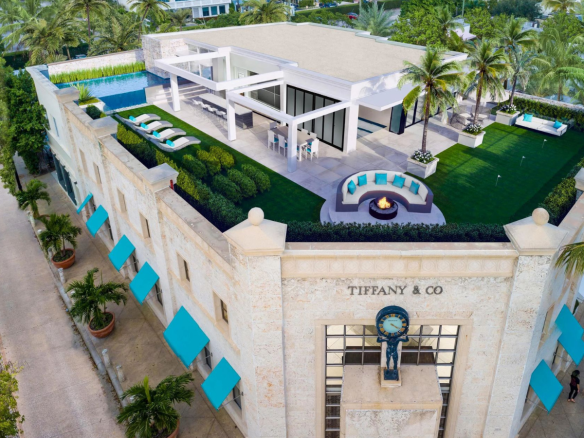 Un penthouse de luxe au-dessus de Tiffany & Co à Palm Beach | États-Unis