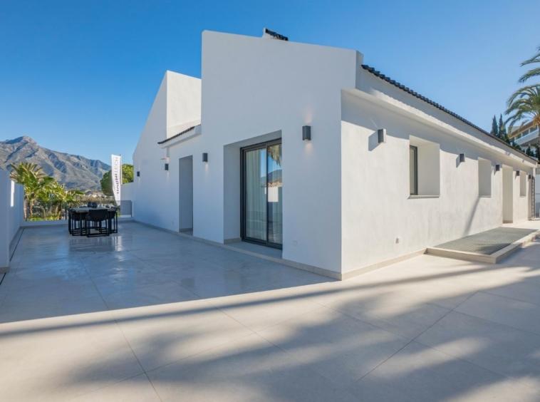 Villa entièrement rénovée de 4 chambres à vendre Malaga | Costa del sol