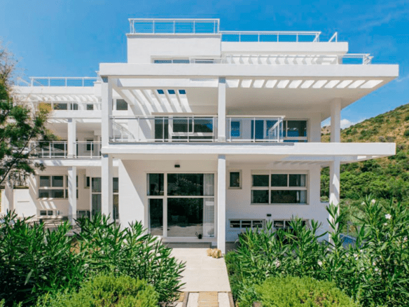 Appartements de 3 chambres dans un cadre naturel magnifique Benahavís