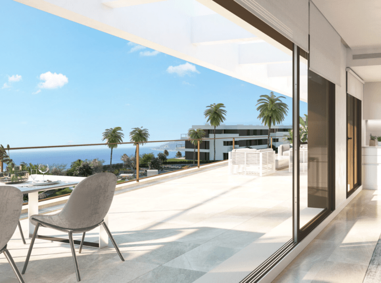 Appartements vues sur la montagne et la mer à Casares à partir de 231 000 €