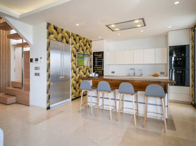 Penthouse en duplex moderne de 398m2 à vendre à Marbella | Espagne