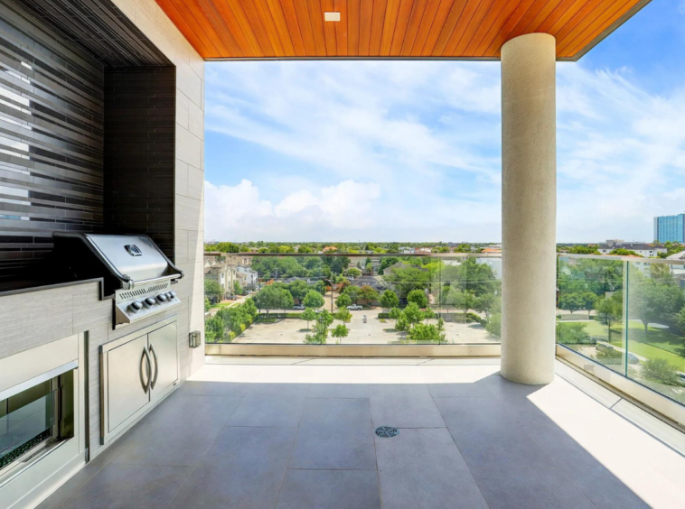 Condominium de luxe de taille moyenne, design moderne |  Houston, Texas