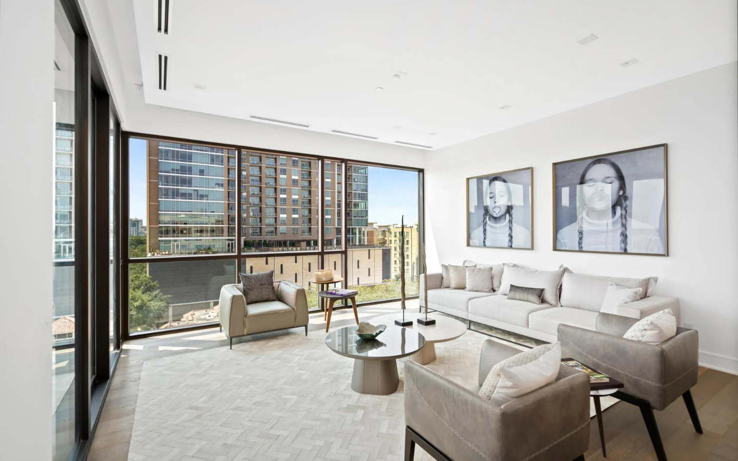 Condominium de luxe de taille moyenne, design moderne |  Houston, Texas
