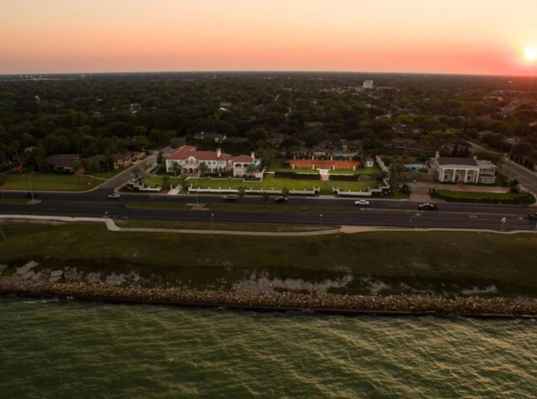 Domaine côtier de style méditerranéen - Corpus Christi, Texas | États-Unis