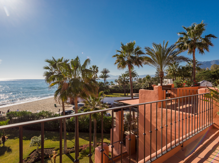 Penthouse exceptionnel en bord de mer à Marbella,