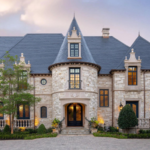 Domaine et terrain de luxe - Architecture inspirée des châteaux français