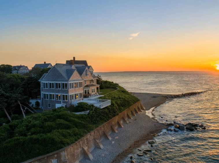 Domaine au bord de l'eau avec plage privée Martha's Vineyard