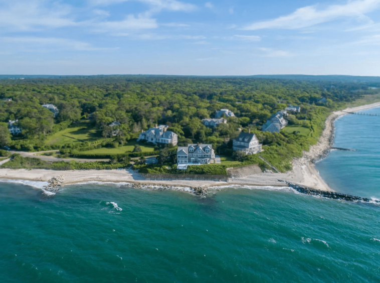 Domaine au bord de l'eau avec plage privée Martha's Vineyard