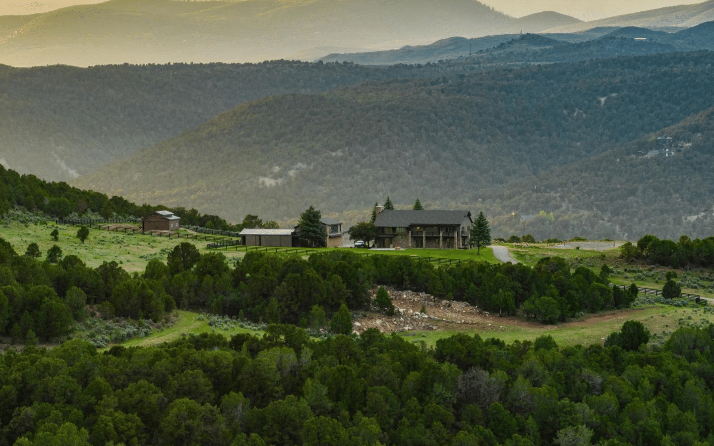 Maison Toscane de 277 acres, 3 résidences séparées Colorado