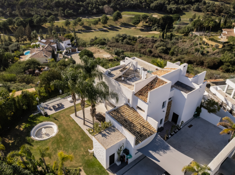 Villa à vendre à La Alqueria, Benahavis, Espagne