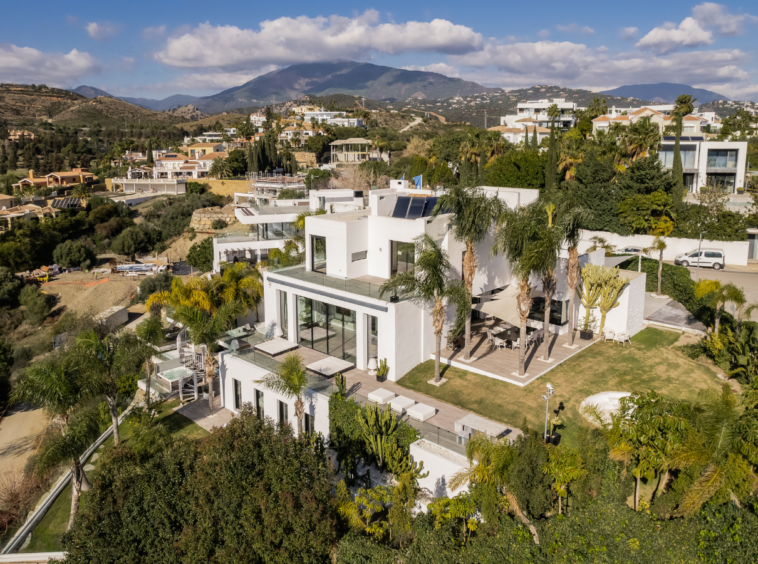 Villa à vendre à La Alqueria, Benahavis, Espagne