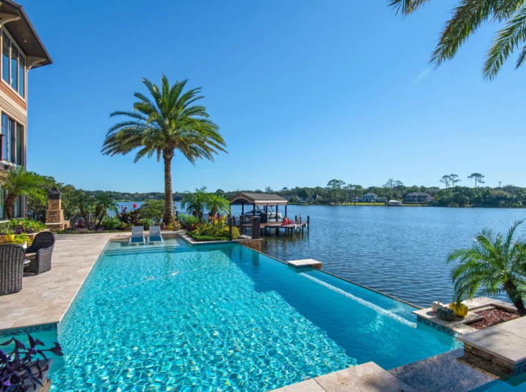 Maison au bord de l'eau avec quai privé, Pensacola en Floride