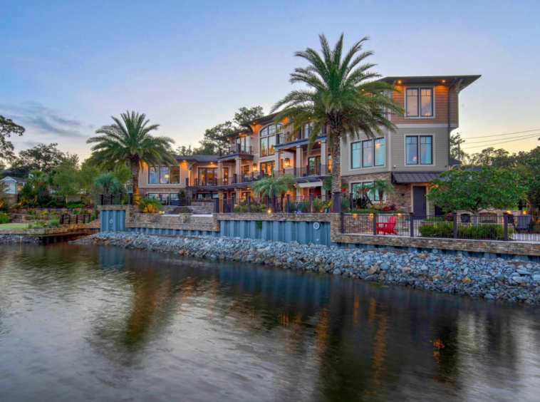 Maison au bord de l'eau avec quai privé, Pensacola en Floride