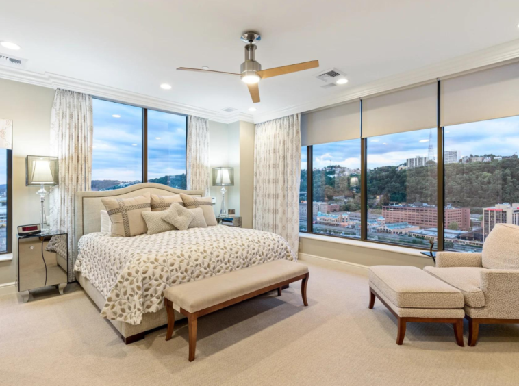 Penthouse au bord de la rivière avec vue imprenable, Pittsburgh, Pennsylvanie