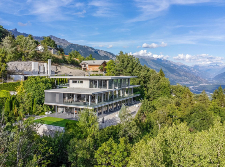 Villa contemporaine à vendre, Crans Montana, Switzerland