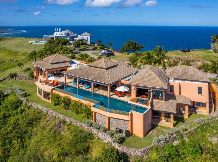 Villa privée, vue sur la mer des Caraïbes