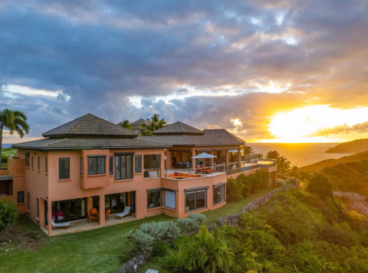 Villa privée, vue sur la mer des Caraïbes