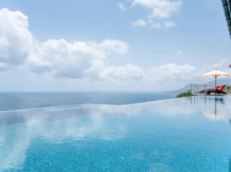 Villa privée, vue sur la mer des Caraïbes