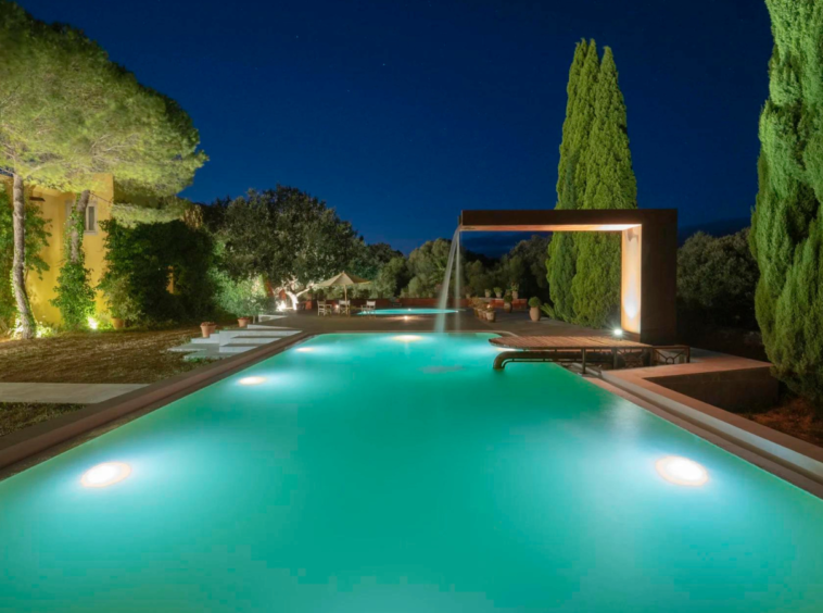 Palais prestigieux, vue sur la mer, Majorque, Espagne