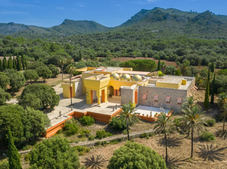 Palais prestigieux, vue sur la mer, Majorque, Espagne