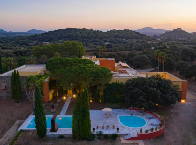 Palais prestigieux, vue sur la mer, Majorque, Espagne