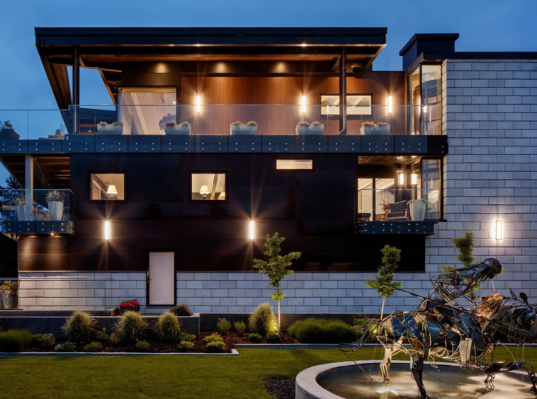 Villa, lac Okanagan ,Canada