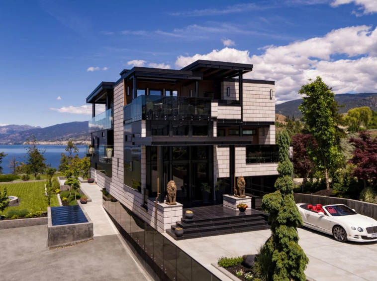 Villa, lac Okanagan ,Canada