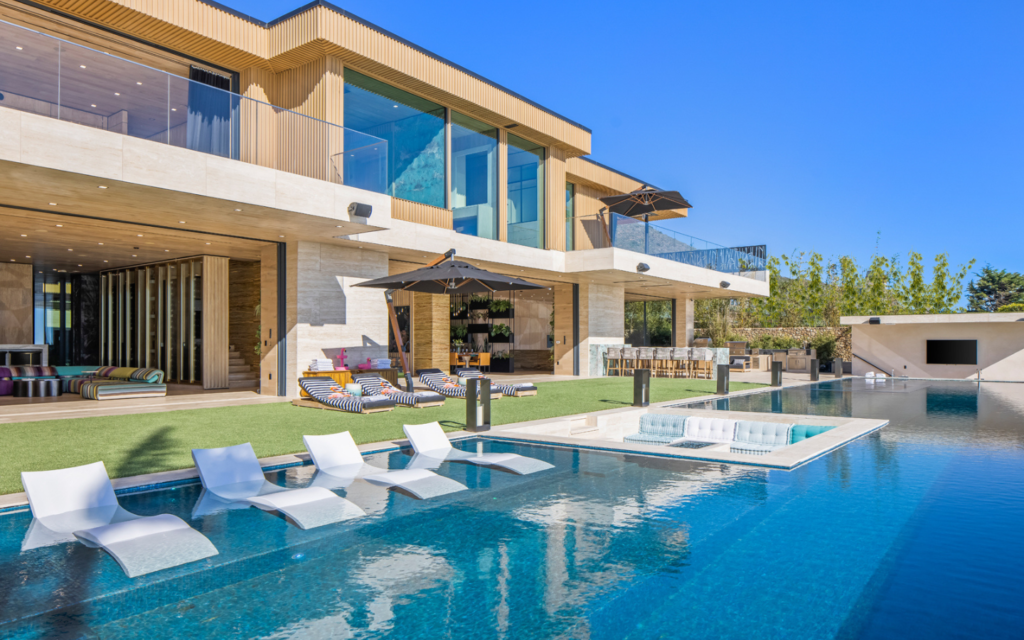 Malibu, California | Luxury Real Estate
