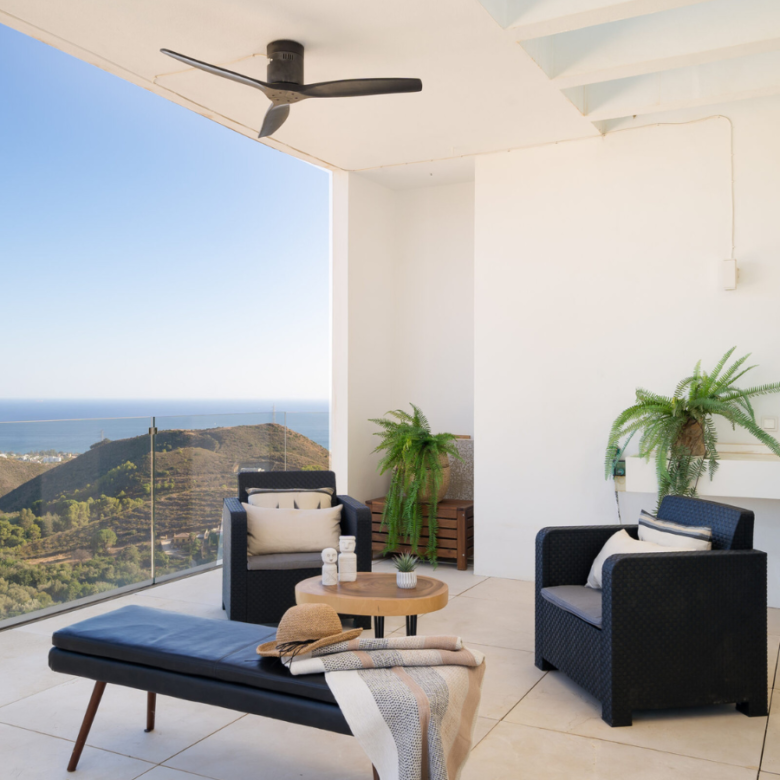 Vue Panoramique sur la Méditerranée : Luxueux Appartement à Palo Alto, Marbella