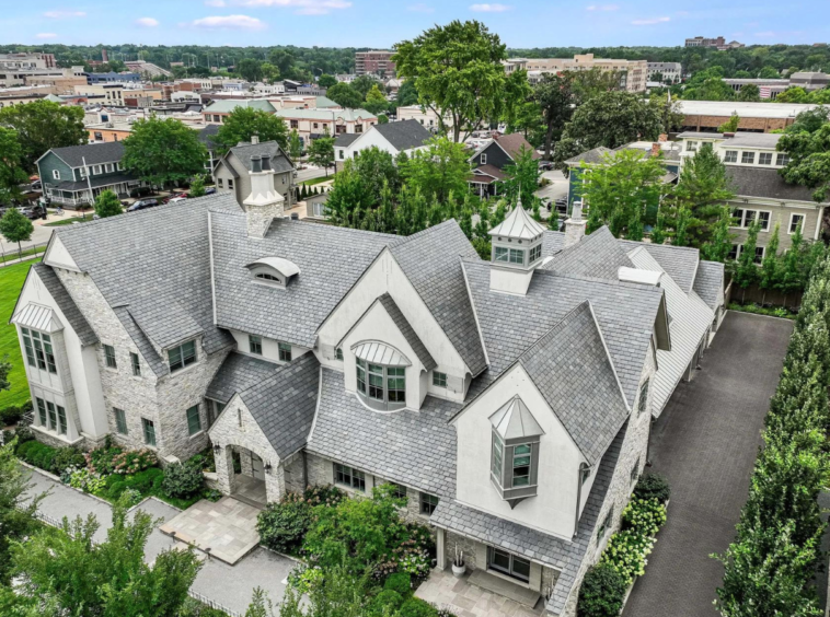 Chicago, Illinois, Luxury Real Estate