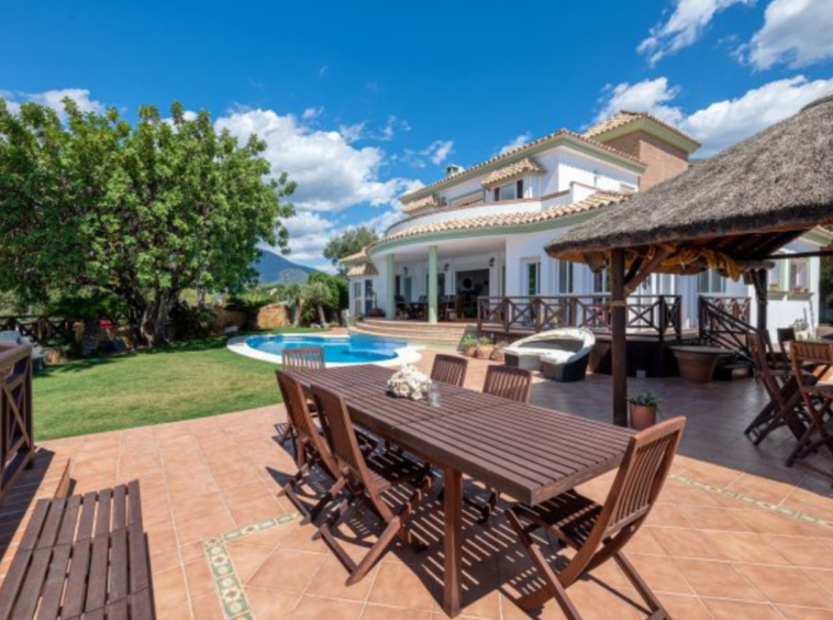 Villa, Cerros del Lago, Marbella