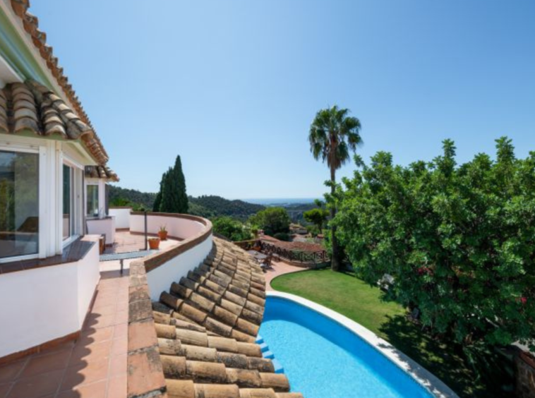 Villa, Cerros del Lago, Marbella